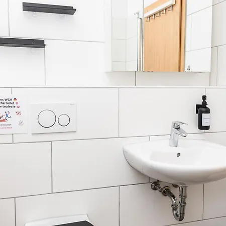 Cosyhomes24 - Centrally With Balcony And Garage - Il01b Изерлон