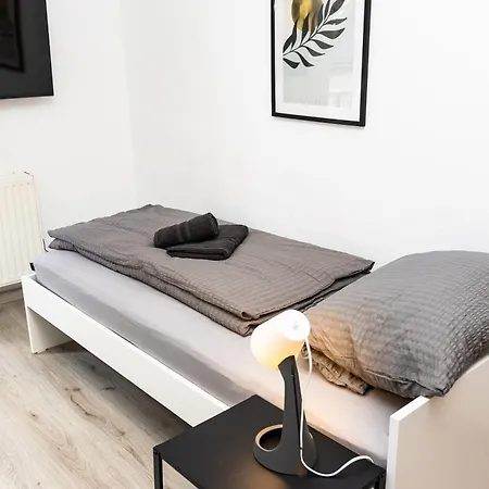 Cosyhomes24 - Centrally With Balcony And Garage - Il01b Апартаменты