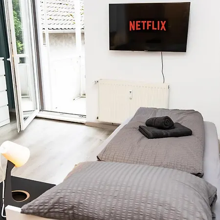 Cosyhomes24 - Centrally With Balcony And Garage - Il01b * Изерлон