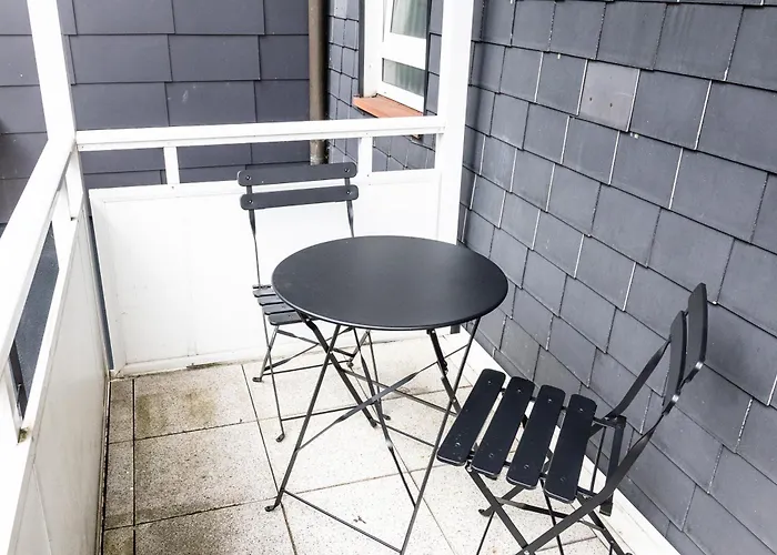 Cosyhomes24 - Centrally With Balcony And Garage - Il01b